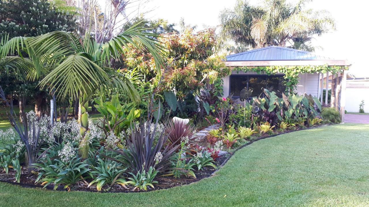 On The Point Apartment Whitianga Exterior photo